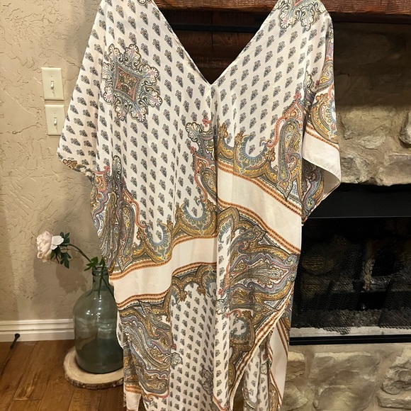 Womens Plus Kimono - Picture 2 of 5